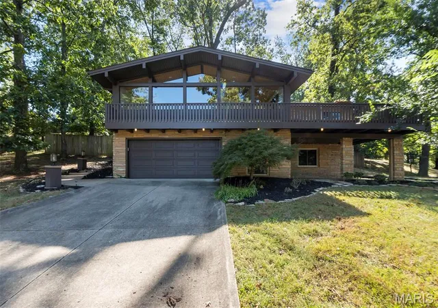 Photo 1 of Single family home for sale at 1929 W Cape Rock Dr, Cape Girardeau, MO 63701 | MLS# MIS26063061 | Listing updated on 2026-10-02