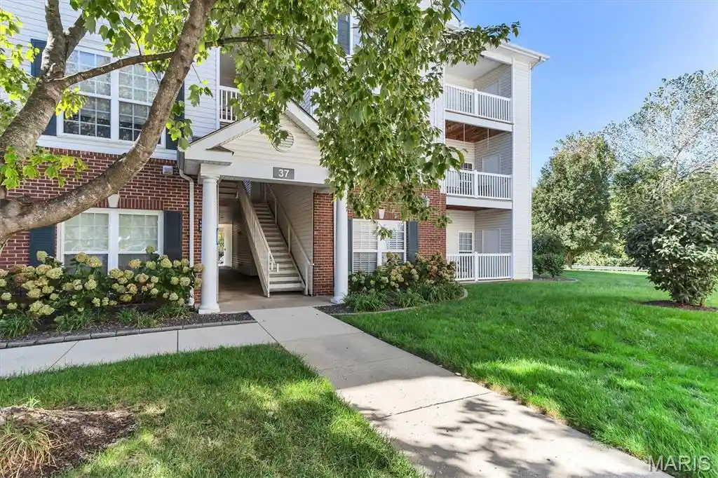 Listing Photo 1 - Condo for sale in 37 Kassebaum Ln located at 37 Kassebaum Ln, Mehlville, MO 63129 - Unit #305