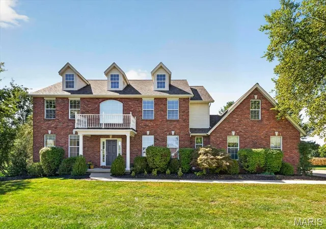 Photo 2 of Single family home for sale at 5767 Lake Briar Dr, Millstadt, IL 62260 | MLS# MIS26063063 | Listing updated on 2026-10-02