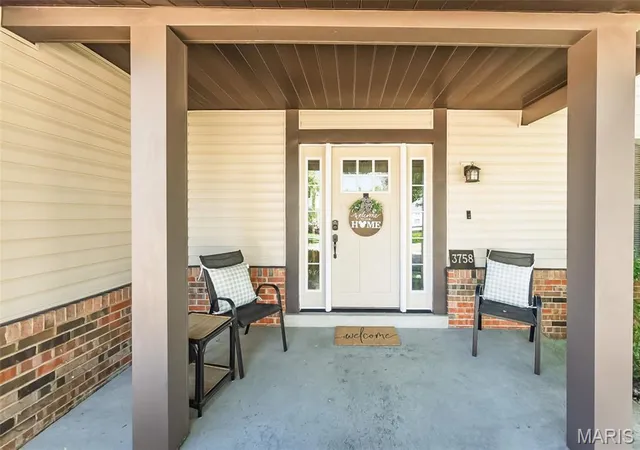 Photo 2 of Single family home for sale at 3758 Gumtree Ln, Saint Louis, MO 63129 | MLS# MIS26063076 | Listing updated on 2026-10-07
