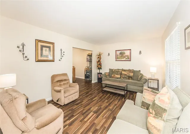 Photo 4 of Single family home for sale at 3758 Gumtree Ln, Saint Louis, MO 63129 | MLS# MIS26063076 | Listing updated on 2026-10-07