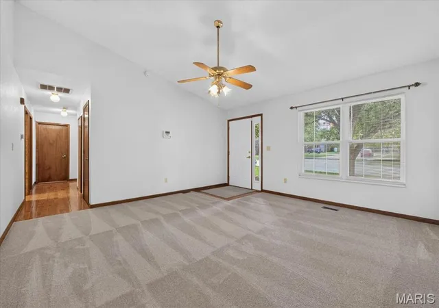 Photo 4 of Single family home for sale at 801 Green Hvn Dr, Swansea, IL 62226 | MLS# MIS26063077 | Listing updated on 2026-10-07