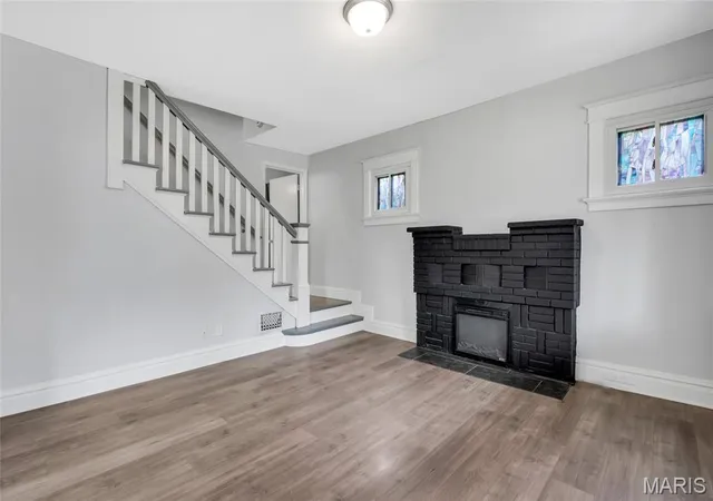 Photo 3 of Single family home for sale at 8839 Forest Ave, Saint Louis, MO 63114 | MLS# MIS26063095 | Listing updated on 2026-10-04