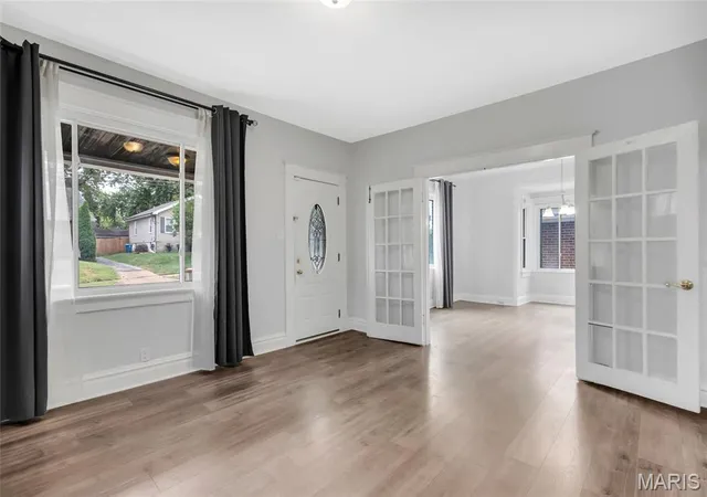 Photo 4 of Single family home for sale at 8839 Forest Ave, Saint Louis, MO 63114 | MLS# MIS26063095 | Listing updated on 2026-10-04
