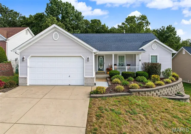 Photo 1 of Sale Pending at 9832 Sand Castle Dr, Pevely, MO 63070 | MLS# MIS26063097 | Listing updated on 2026-10-05