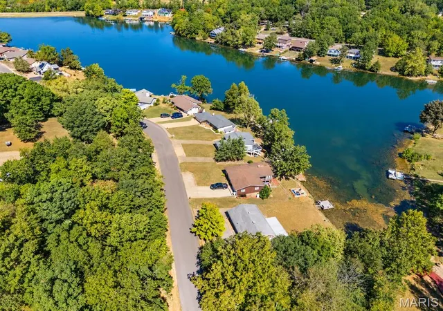 Photo 3 of Single family home for sale at 1713 Rue Marseilles, Bonne Terre, MO 63628 | MLS# MIS26063098 | Listing updated on 2026-10-05