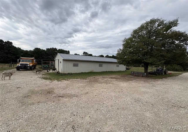 Photo 3 of Land for sale at 29597 Deerfield Ln, Warrenton, MO 63383 | MLS# MIS26063112 | Listing updated on 2026-10-02