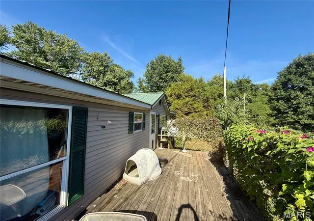 Photo 2 of Manufactured home for sale at 12044 Old 79, New London, MO 63459 | MLS# MIS26063121 | Listing updated on 2026-10-01