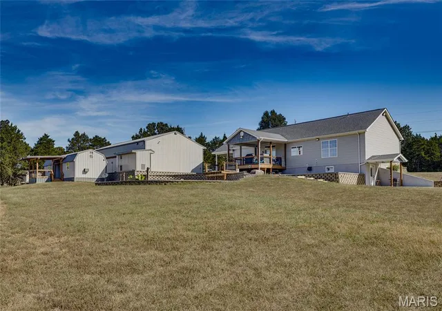 Photo 3 of Manufactured home for sale at 8025 Berry Rd, Bonne Terre, MO 63628 | MLS# MIS26063124 | Listing updated on 2026-09-30