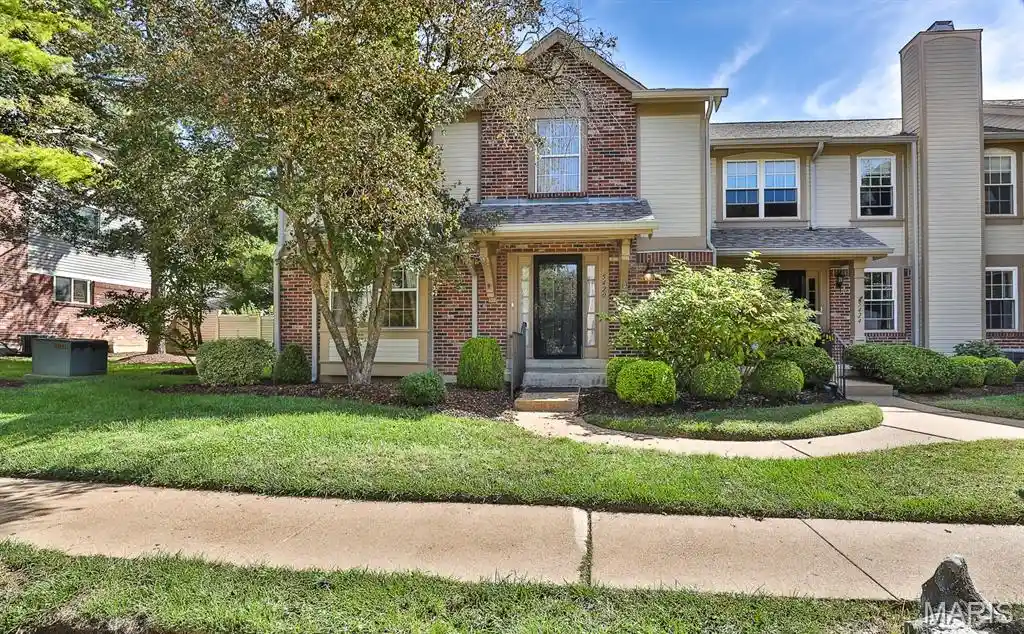 Listing Photo 1 - Condo for sale in 5420 Kenrick Parke Dr located at 5420 Kenrick Parke Dr, Saint Louis, MO 63119 - Unit 5420 Kenrick Parke Dr