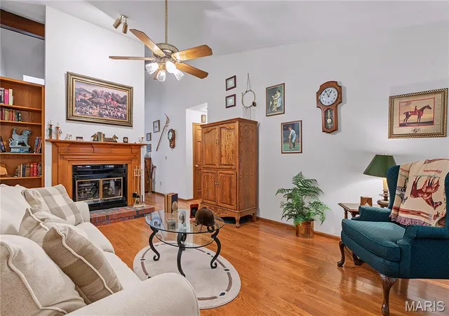 Photo 3 of Sale Pending at 227 Kehrs Ml Trl, Ballwin, MO 63011 | MLS# MIS26063127 | Listing updated on 2026-10-03