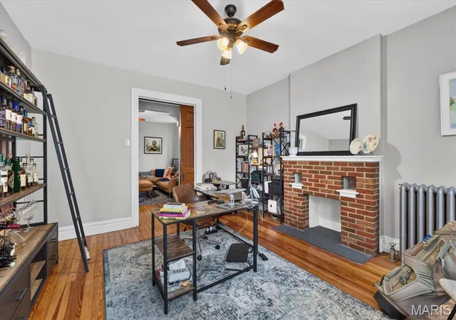 Listing Photo 5 - Condo for sale in building located at 2209 Jules St, Saint Louis, MO 63104