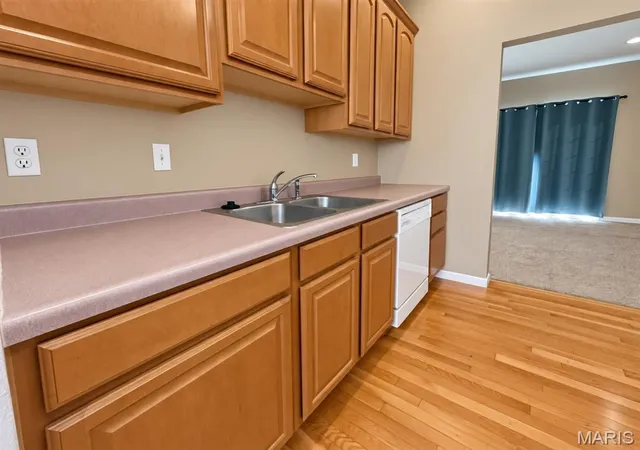Photo 4 of Townhouse for sale at 621 Titan Dr, O Fallon, IL 62269 | MLS# MIS26063131 | Listing updated on 2026-10-07