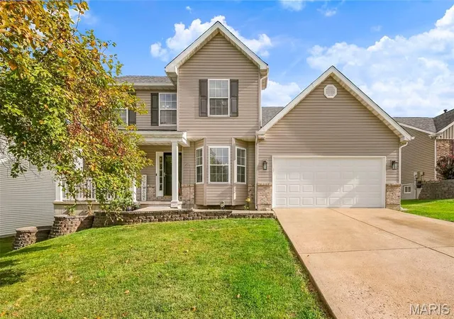 Photo 2 of Single family home for sale at 5310 Wind Rose Dr, Imperial, MO 63052 | MLS# MIS26063139 | Listing updated on 2026-09-30