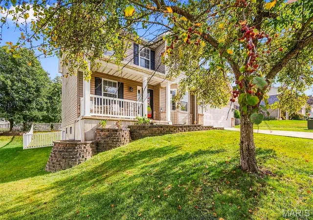 Photo 3 of Single family home for sale at 5310 Wind Rose Dr, Imperial, MO 63052 | MLS# MIS26063139 | Listing updated on 2026-09-30