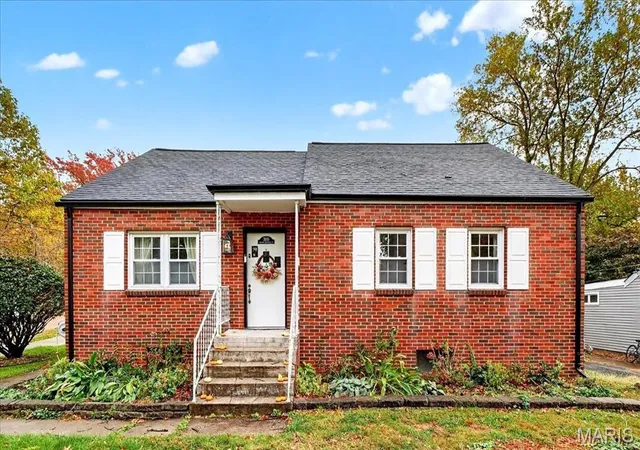 Single family home for sale at 300 S Charles St, Edwardsville, IL 62025 | MLS# MIS26063152