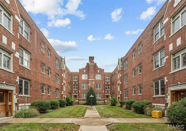 Photo 3 of Condo for sale at 4101 Magnolia Ave #206, Saint Louis, MO 63110 | MLS# MIS26063167 | Listing updated on 2026-10-22