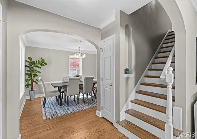 Photo 3 of Single family home for sale at 553 Westview Dr, Saint Louis, MO 63130 | MLS# MIS26063173 | Listing updated on 2026-10-05