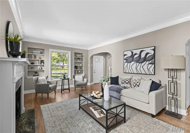 Photo 4 of Single family home for sale at 553 Westview Dr, Saint Louis, MO 63130 | MLS# MIS26063173 | Listing updated on 2026-10-05