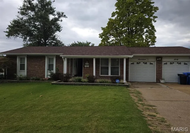 Photo 1 of Single family home for sale at 1760 Layven Ave, Florissant, MO 63031 | MLS# MIS26063181 | Listing updated on 2026-09-30