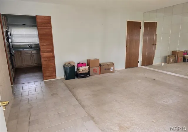 Photo 3 of Single family home for sale at 1760 Layven Ave, Florissant, MO 63031 | MLS# MIS26063181 | Listing updated on 2026-09-30