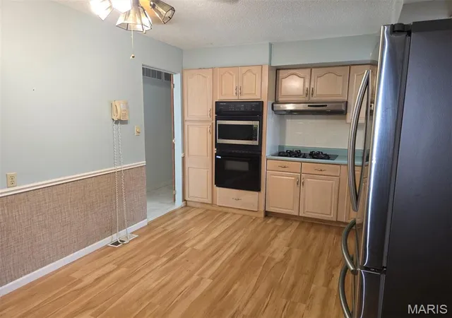 Photo 4 of Single family home for sale at 1760 Layven Ave, Florissant, MO 63031 | MLS# MIS26063181 | Listing updated on 2026-09-30