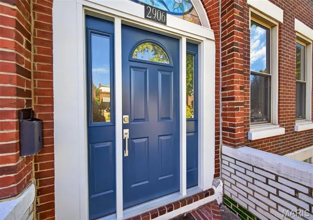 Photo 3 of Sale Pending at 2906 Virginia Ave, Saint Louis, MO 63118 | MLS# MIS26063188 | Listing updated on 2026-10-05