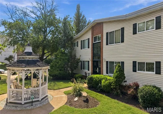 Photo 21 of Sale Pending at 109 E Washington Ave #1N, Saint Louis, MO 63122 | MLS# MIS26063195 | Listing updated on 2026-10-10