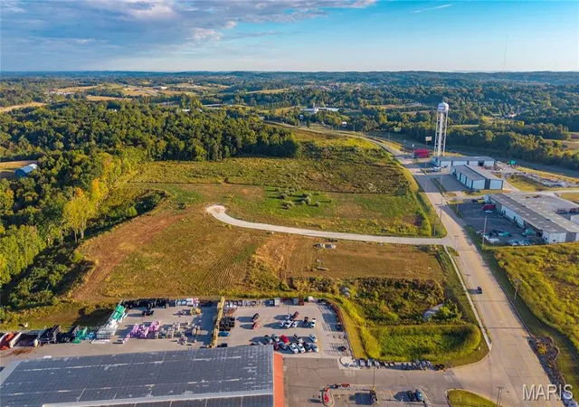 Photo 3 of Land for sale at 2755 Coldwater Dr, Jackson, MO 63755 | MLS# MIS26063198 | Listing updated on 2026-09-30