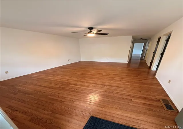 Photo 3 of Single family home for sale at 5404 Quincy St, Saint Louis, MO 63109 | MLS# MIS26063209 | Listing updated on 2026-10-07