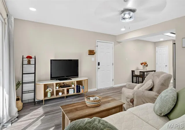 Photo 3 of Condo for sale at 10 Eagle Rock Cvs #302, Valley Park, MO 63088 | MLS# MIS26063219 | Listing updated on 2026-10-02