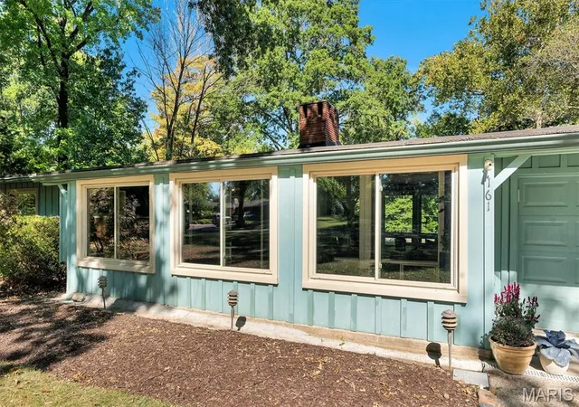 Photo 1 of Single family home for sale at 161 Horseshoe Dr, Saint Louis, MO 63122 | MLS# MIS26063223 | Listing updated on 2026-10-08