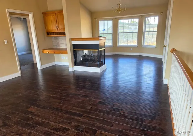 Photo 2 of Single family home for sale at 1184 Birdie Ln, Jackson, MO 63755 | MLS# MIS26063238 | Listing updated on 2026-10-01