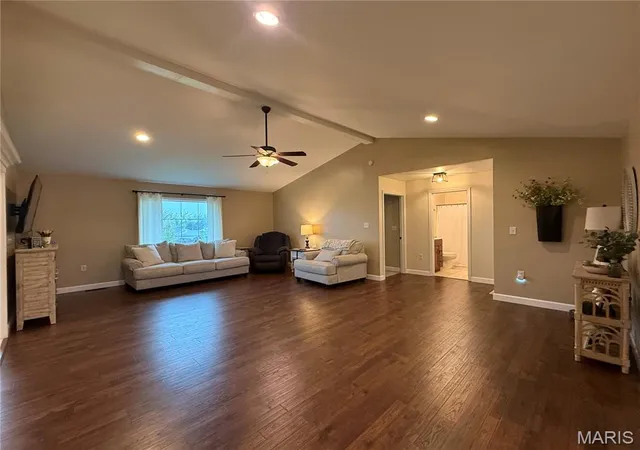 Photo 3 of Single family home for sale at 5752 Clear Crk, Hannibal, MO 63401 | MLS# MIS26063242 | Listing updated on 2026-10-02