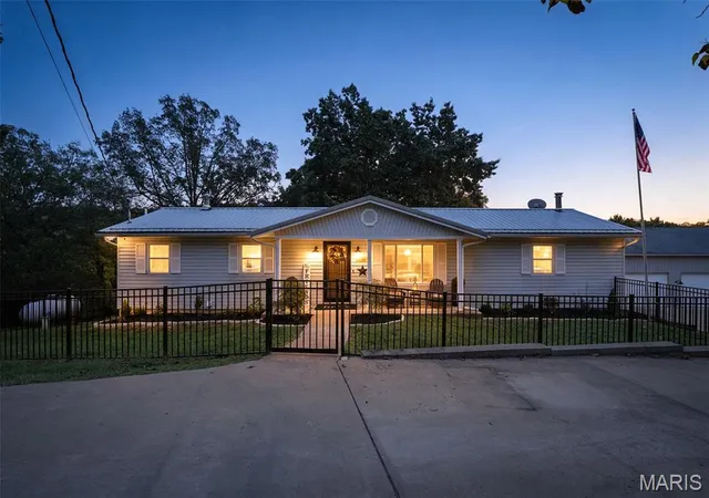 Photo 1 of Single family home for sale at 738 Johnson Rd, Bloomsdale, MO 63627 | MLS# MIS26063247 | Listing updated on 2026-10-01