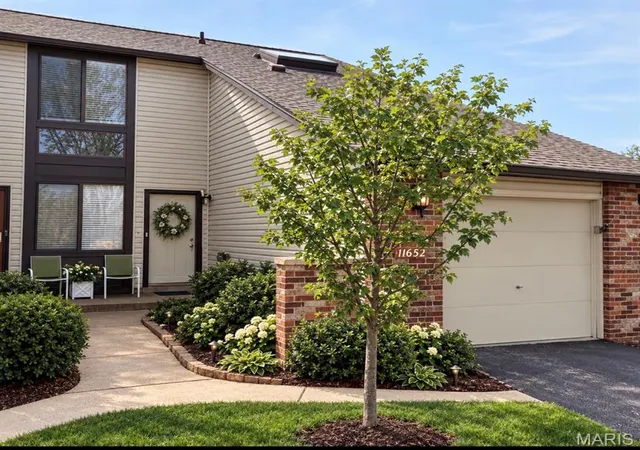 Condo for sale at 11624 Cedar Walk Dr, Saint Louis, MO 63146 | MLS# MIS26063250