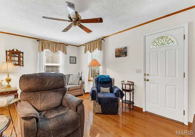 Photo 4 of Single family home for sale at 7000 Holly Hills Ave, Saint Louis, MO 63123 | MLS# MIS26063256 | Listing updated on 2026-10-05