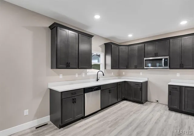 Photo 4 of Single family home for sale at 114 Ventnor Ave, Union, MO 63084 | MLS# MIS26063261 | Listing updated on 2026-10-07