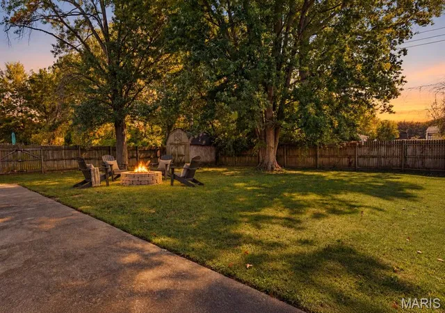 Photo 2 of Single family home for sale at 210 Meadow Dr, Troy, IL 62294 | MLS# MIS26063262 | Listing updated on 2026-10-09