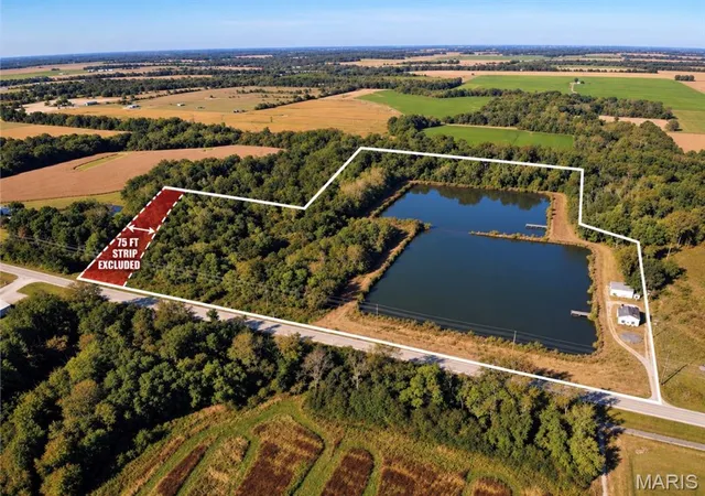 Photo 1 of Land for sale at 0 Highway 51, Patoka, IL 62875 | MLS# MIS26063269 | Listing updated on 2026-10-29