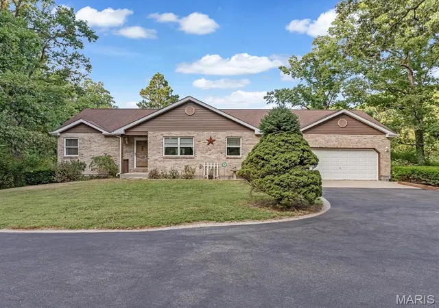 Photo 2 of Single family home for sale at 5655 Honeysuckle Rd, Coulterville, IL 62237 | MLS# MIS26063270 | Listing updated on 2026-10-05