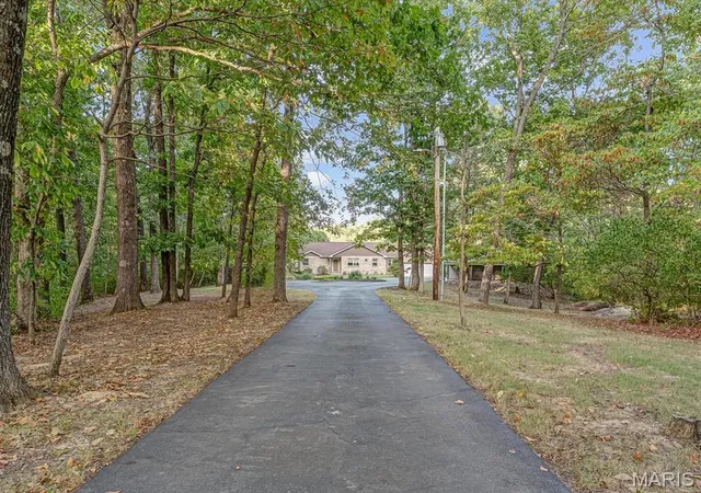 Photo 4 of Single family home for sale at 5655 Honeysuckle Rd, Coulterville, IL 62237 | MLS# MIS26063270 | Listing updated on 2026-10-05