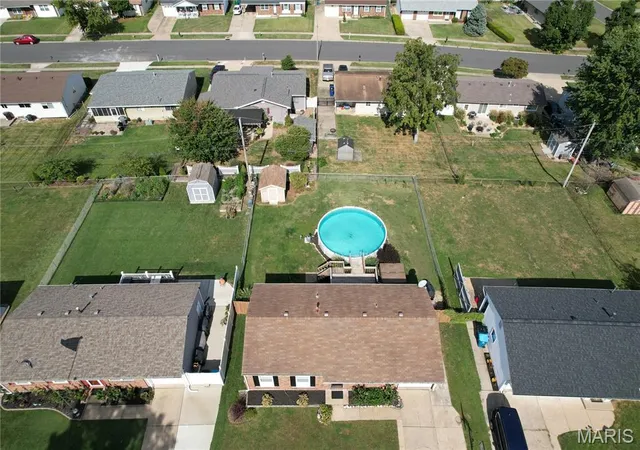 Photo 3 of Single family home for sale at 3224 Highgate Ln, Saint Charles, MO 63301 | MLS# MIS26063272 | Listing updated on 2026-10-06