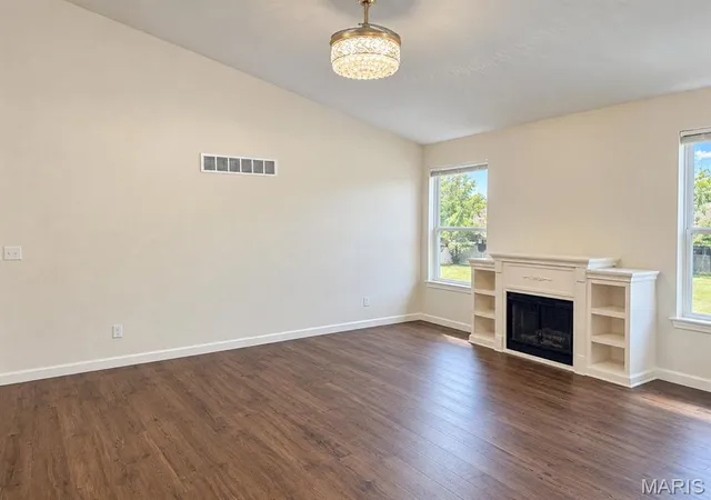 Photo 3 of Single family home for sale at 1988 Magnolia Way, Pevely, MO 63070 | MLS# MIS26063278 | Listing updated on 2026-10-07