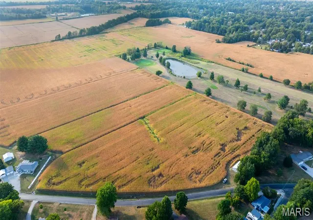 Photo 2 of Land for sale at 000 Carlyle Rd, Vandalia, IL 62471 | MLS# MIS26063281 | Listing updated on 2026-10-01