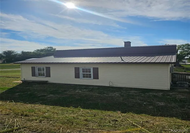 Photo 3 of Single family home for sale at 502 W Walnut St, Griggsville, IL 62340 | MLS# MIS26063282 | Listing updated on 2026-10-01