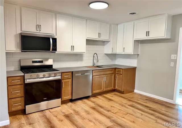 Photo 2 of Single family home for sale at 1440 Ladd Ave, Wood River, IL 62095 | MLS# MIS26063286 | Listing updated on 2026-10-02