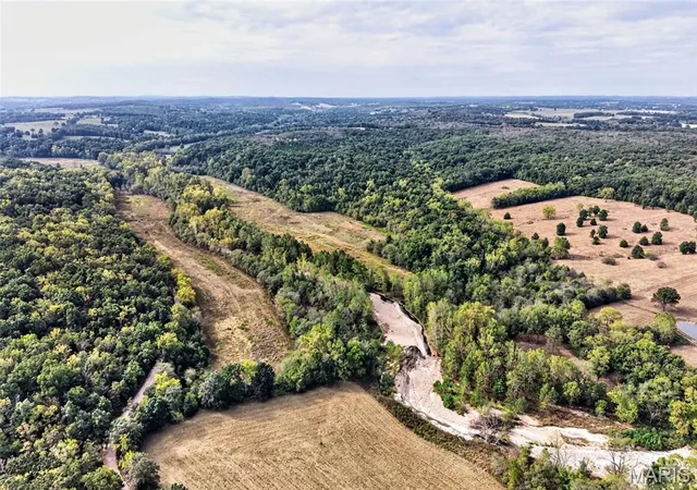 Photo 3 of Land for sale at 652 +/  Ac Tavern Crk Rd, Iberia, MO 65486 | MLS# MIS26063297 | Listing updated on 2026-10-07