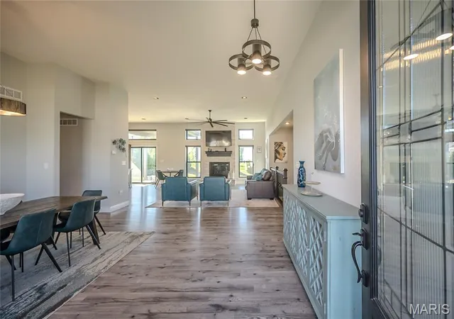 Photo 3 of Single family home for sale at 121 Eagle Ests Dr, Lake Saint Louis, MO 63367 | MLS# MIS26063298 | Listing updated on 2026-10-08