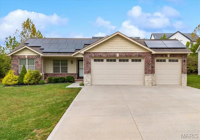 Photo 1 of Single family home for sale at 7994 Matterhorn Cyn Rd, Caseyville, IL 62232 | MLS# MIS26063299 | Listing updated on 2026-10-22